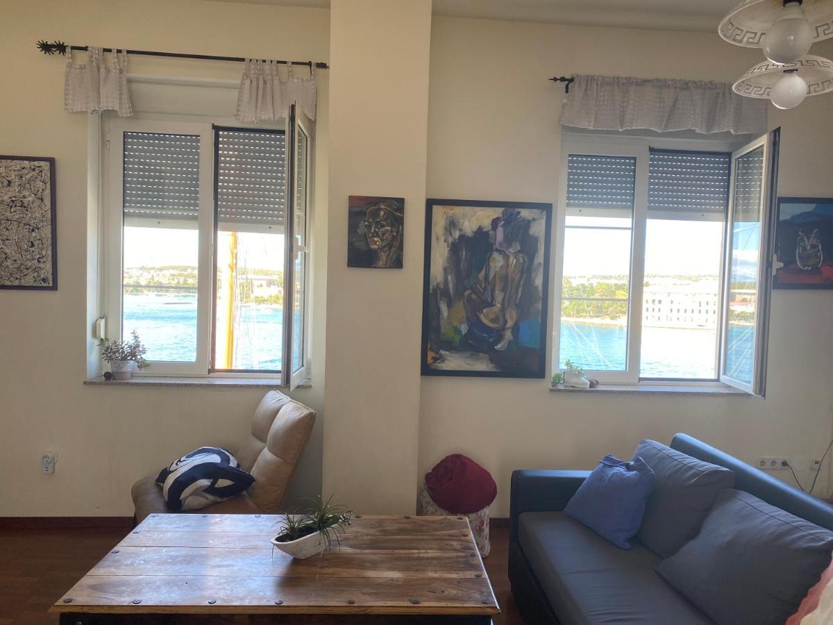 Breathtaking Sea View Condo In City Center Zára Kültér fotó